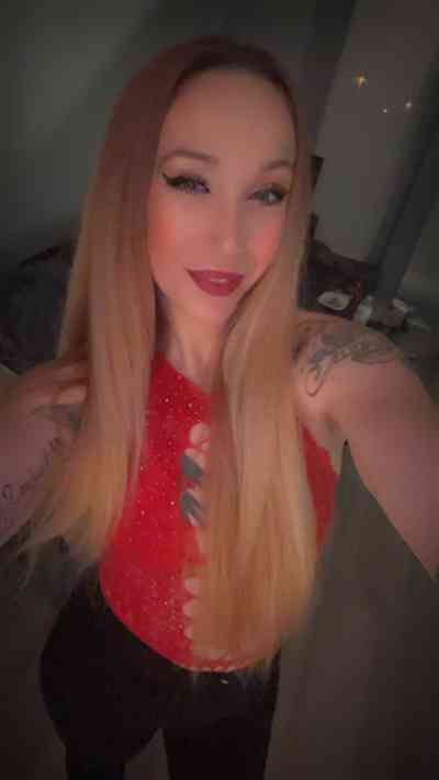 30Yrs Old Escort Size 6 65CM Tall Denver CO Image - 2