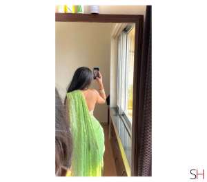 23 year old Pakistani Escort in Slough Hello I’m priya party girl for you the best owo&amp;