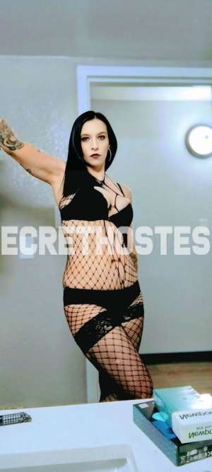 0 year old Caucasian Escort in Providence RI Cristina