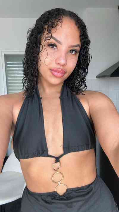 26 year old English Escort in San Pedro Sula Escort and massage