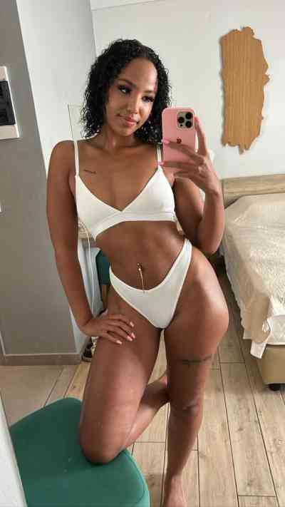 26 year old English Escort in Carlow Free to make you dream true