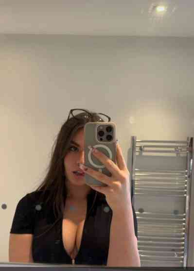 27 year old Asian Escort in Vitoria-Gasteiz Lorrrrria101