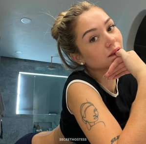 25 year old Caucasian Escort in Comox Balley Seduction in Every Touch petite , Passionate &amp; Real