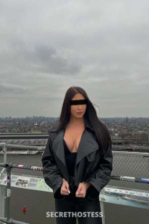 24 year old Ukrainian Escort in Berlin Linda