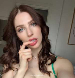 28 year old Caucasian Escort in Belleville hmu for fun 24/7