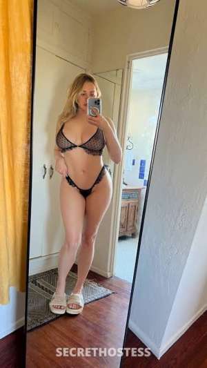 27 year old Escort in Lowell MA Down for hookup