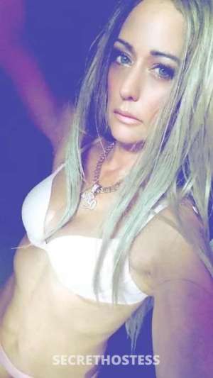 38 year old Australian Escort in Gladstone Escort 100 Aussie Model Party playmate, Gladstone