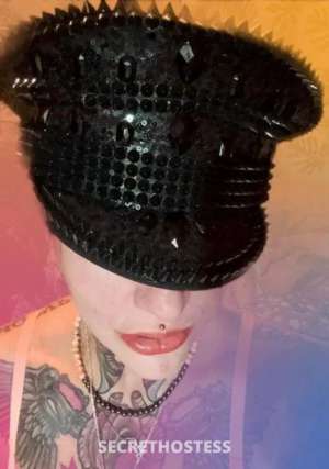 41 year old Australian Escort in Gold Coast BUSTY CURVY AUSSIE ELITE inked MILF, Gold Coast