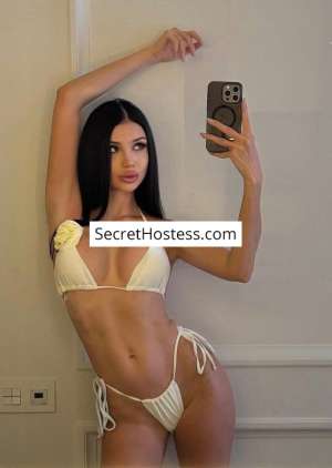 Anna, Agency in Istanbul