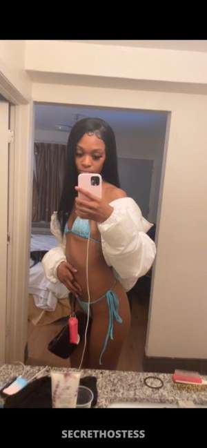 20 year old Escort in Sacramento CA come bend me over and explore