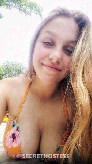 22 year old Escort in Caloundra Sunshine Coast Nat &amp; anal squirt on you prelly girl need you love