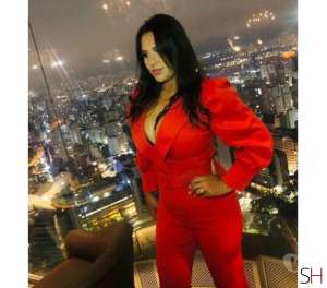 24 year old Latino Escort in Brighton East Sussex JASMINE❤️ SEXY GIRL🍑👅 PARTY 24H🍾👄💯, 