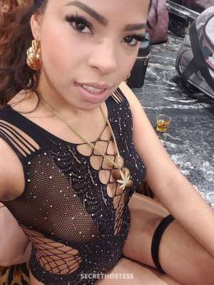 28 year old Cuban Escort in Odessa TX LUNA 🌛 Hola chicos sexy Latina apretadita y juguetona 