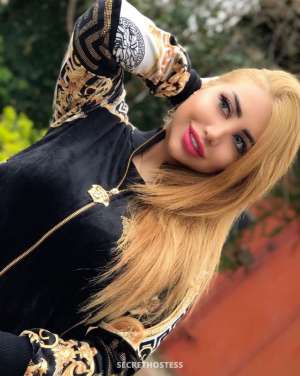 Amira Escort Muscat Image - 1