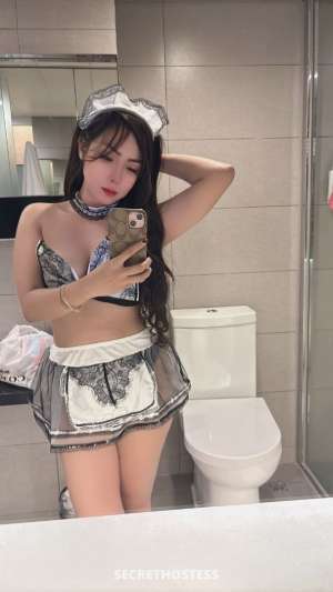 28 year old Asian Escort in Tokyo Babe Kyla At Your Service, escort