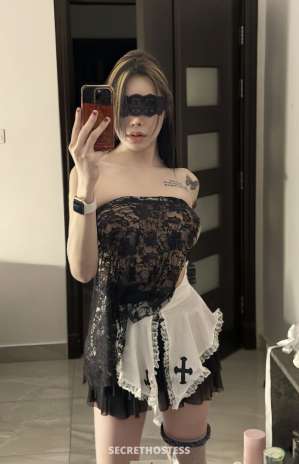 20 year old Asian Escort in Jeddah Monica Half Thai-Taiwan, escort