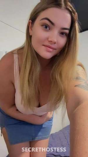 29 year old Escort in Cairns Wanting to film a massive dick, Cairns