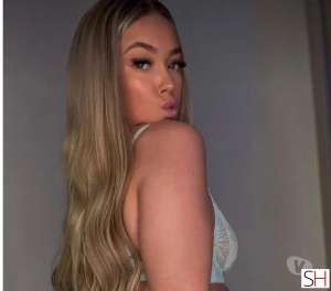 25 year old Latino Escort in Birmingham Elegant Companion • Confidential &amp; Caring, 