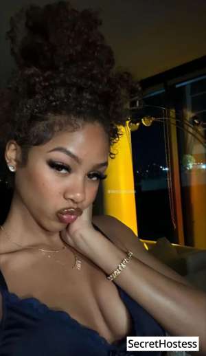 24 year old Escort in Dubai Escort model Ella, Dubai