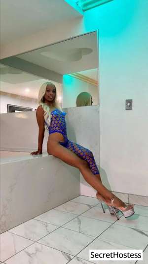 26 year old Escort in Los Angeles CA Escort model Leilani, Los Angeles