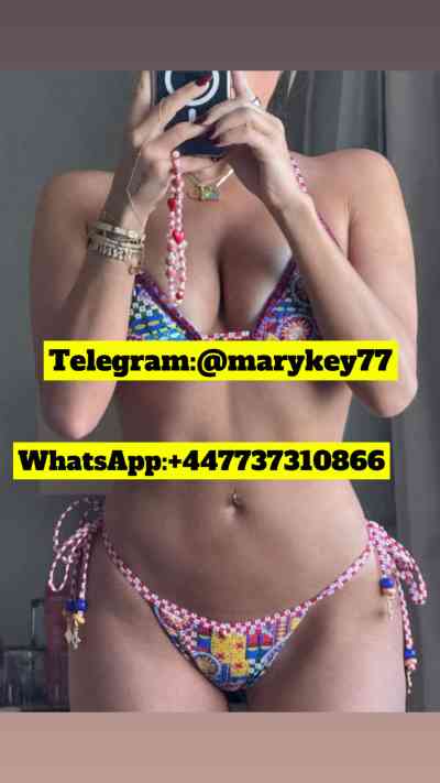 24 year old Escort in Cambridge Mary wet