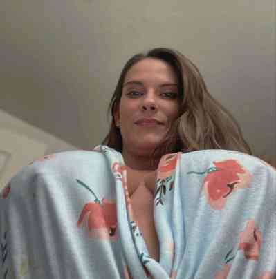 35 year old Escort in Airdrie Available