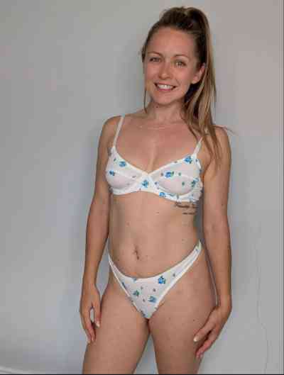 31 year old Escort in Canberra Escort