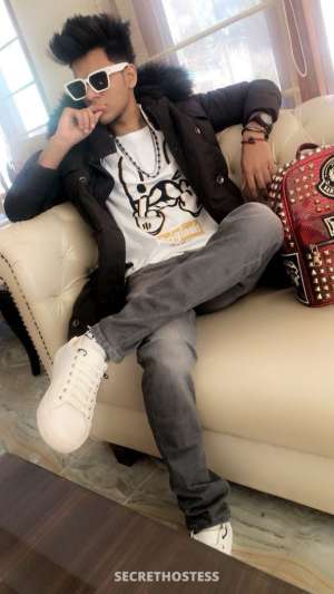 25 year old Asian Escort in Mumbai Erik, Male escort