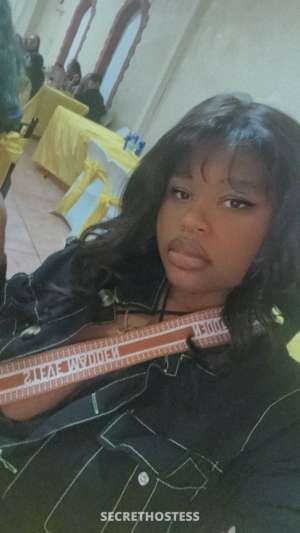 23 year old Escort in San Antonio TX bdsm play dommy mommy