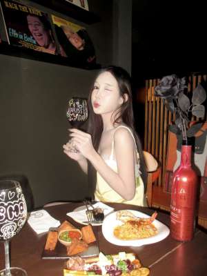 22 year old Asian Escort in Chiang Mai Ningning, escort