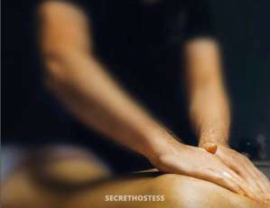 24 year old Escort in Doha SignatureMassage, Male escort