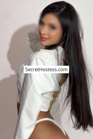 24 year old Latin Escort in Munich Harika, Agency