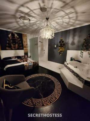 32 year old Escort in Gosford Essscortsss Wanted! Clean Security Friendly, Tuggerah