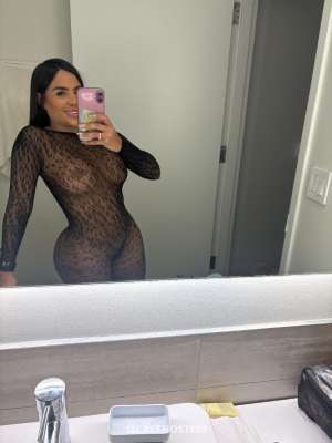 24 year old Colombian Escort in Washington DC Sexy rica 😍😍 latina