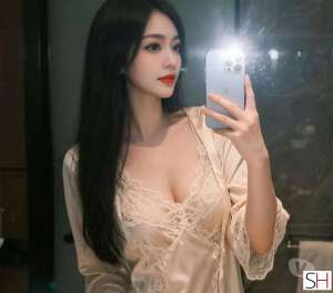 22 year old Asian Escort in London 📍E14 Erotic💋Asian Massage🌺 📞xxxx-xxx-xxx, Agency