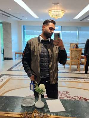 25 year old Egyptian Escort in Cairo Hussam ViP, Male escort