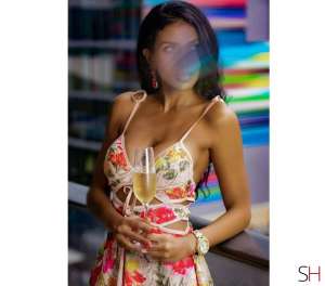 25 year old Latino Escort in London Passionate.Perfectly Elite❤️‍. OutCall, Agency