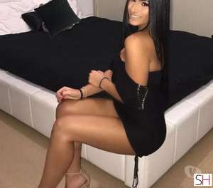 25 year old Escort in Wokingham .Ema call me for good time .., Independent