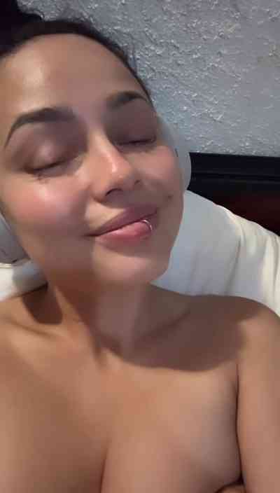 26 year old British Escort in Belfast I’m available for hook up