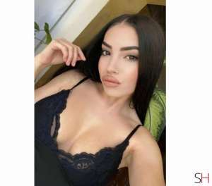 26 year old Latino Escort in South Gloucestershire .New end sexy gril best service .xx, Independent