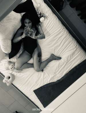 32 year old Escort in West Palm Beach FL Flirty Feminine and Fully Attentive