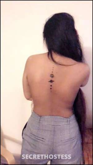 23 year old Indian Escort in Melbourne Indian universitiy girl swati available now for service, 