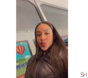 19 year old Brazilian Escort in Sheffield BRUNNA BRAZIL 100%REAL...PARTY., Independent