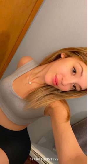24 year old Escort in Ban Chang Escort