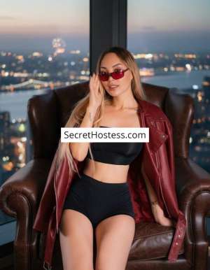 22 year old Asian Escort in Istanbul Laika, Agency