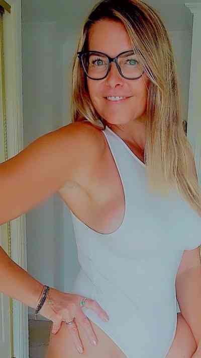 30Yrs Old Escort Size 8 178CM Tall Reading Image - 0