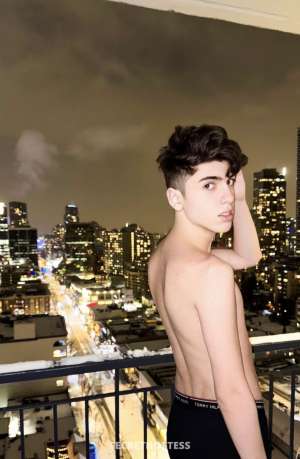 20 year old Escort in Benin city White Twink., Male escort