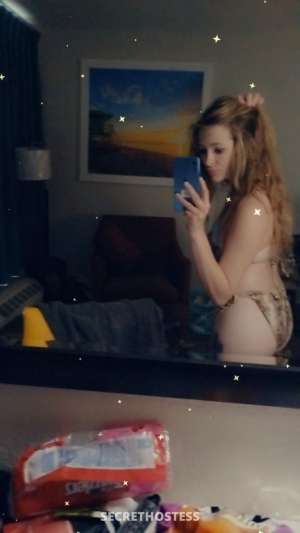 27 year old Escort in Tampa FL come hang out in my playroom, fetish friendly