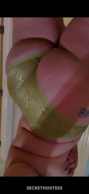 23 year old Escort in Chesapeake VA sweet and elegant experience she won't forget