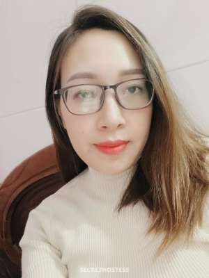 24 year old Asian Escort in Jeddah Minh Yến, escort